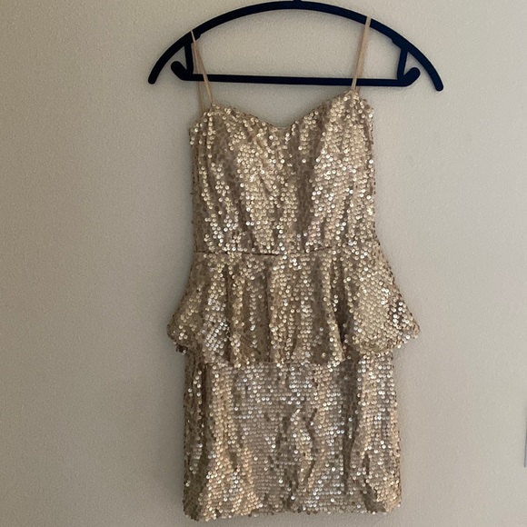 As U Wish Dresses & Skirts - 🎄HOLIDAY SALE🎄 As U Wish Gold Strapless Sequined Cocktail Dress XS EUC